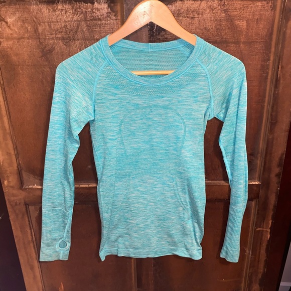 Lululemon Swiftly Tech Longsleeve - Size 2 - Picture 1 of 4